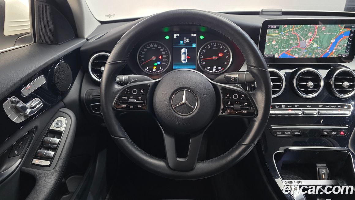 Mercedes-Benz C-Class 2019
