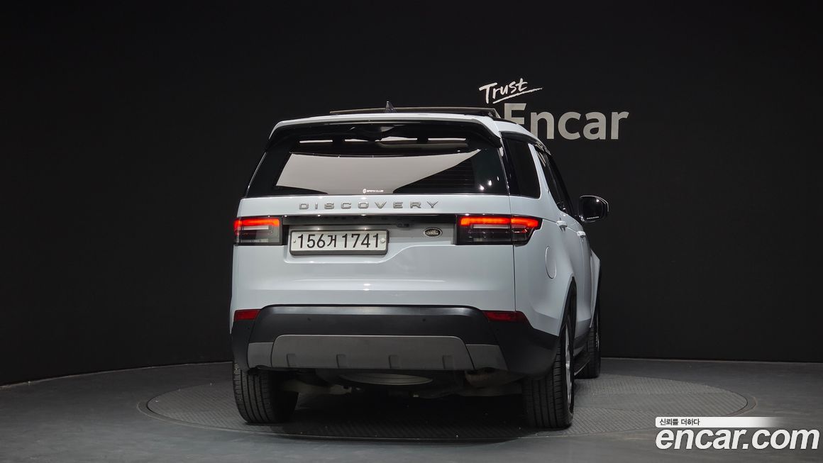 Land Rover Discovery 2019