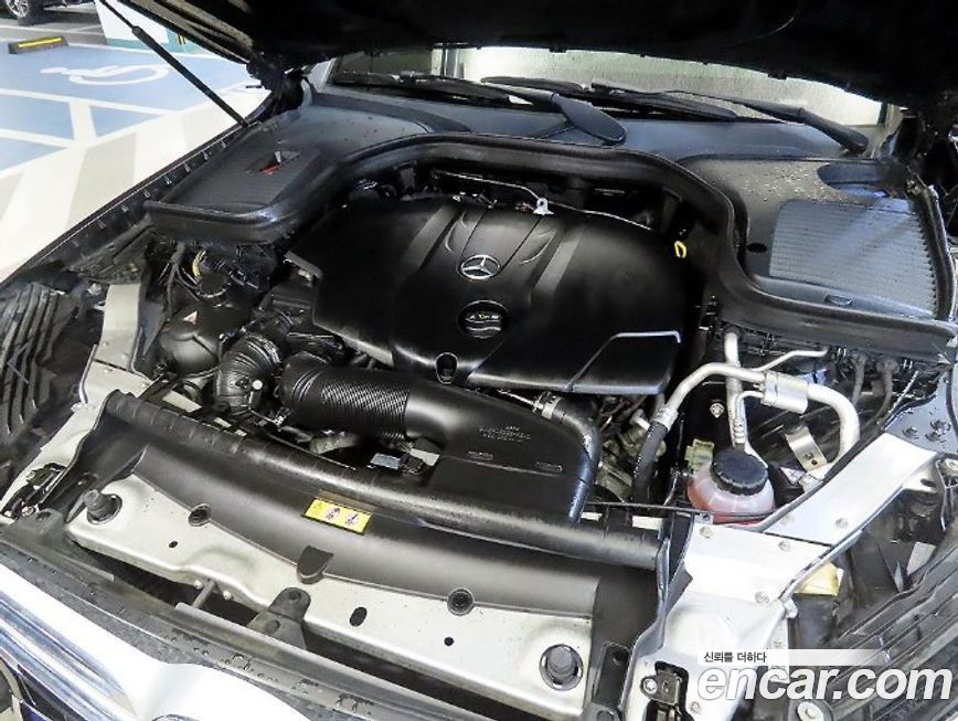 Mercedes-Benz GLC-Class 2017