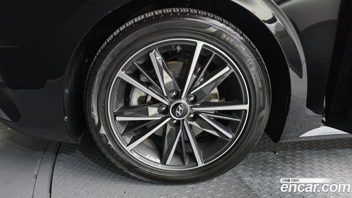 Hyundai Grandeur 2022