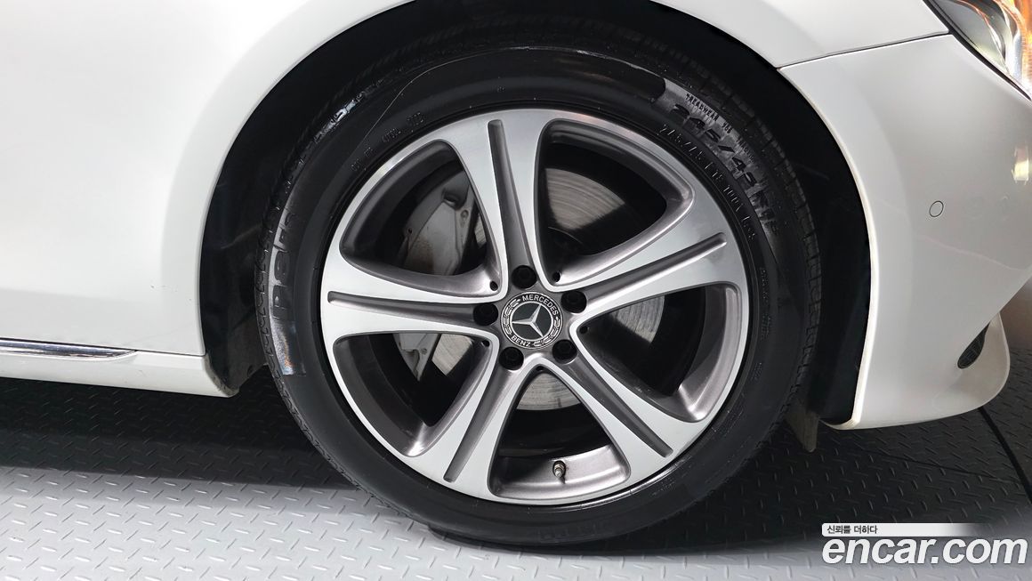 Mercedes-Benz E-Class 2018