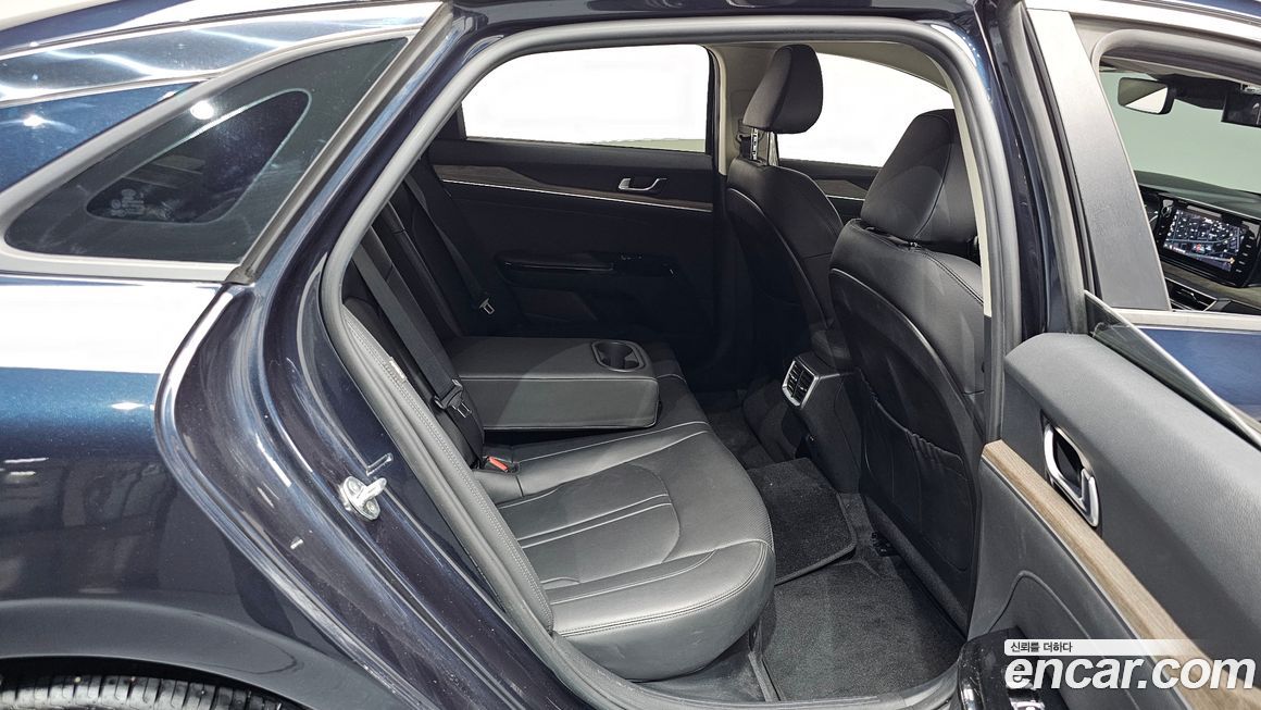 Kia K5 2021