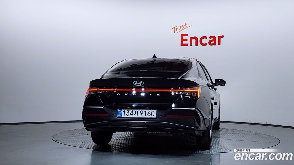 Hyundai AVANTE 2025