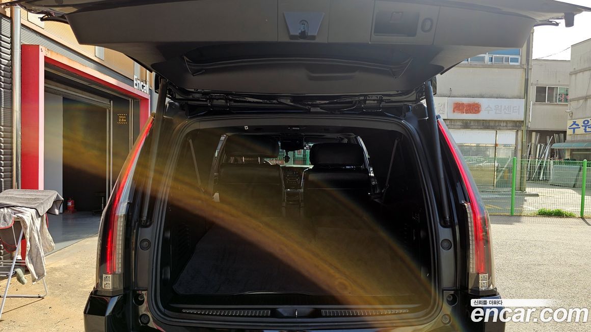 Cadillac Escalade 2016