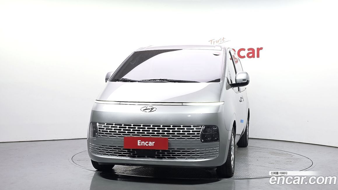Hyundai Staria 2022