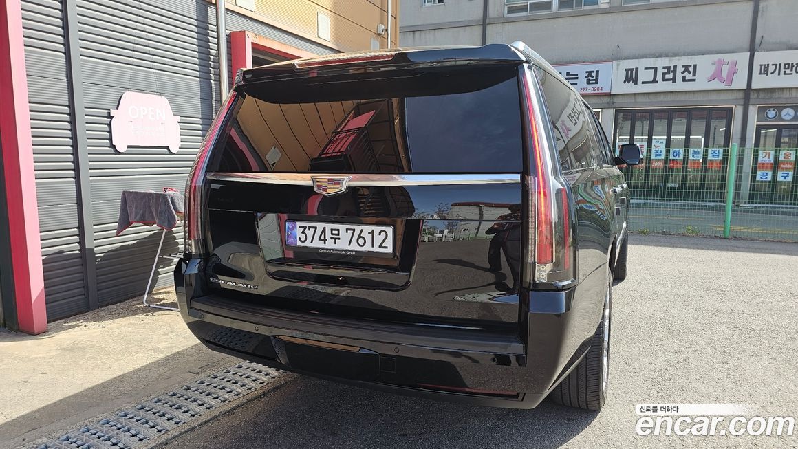 Cadillac Escalade 2016