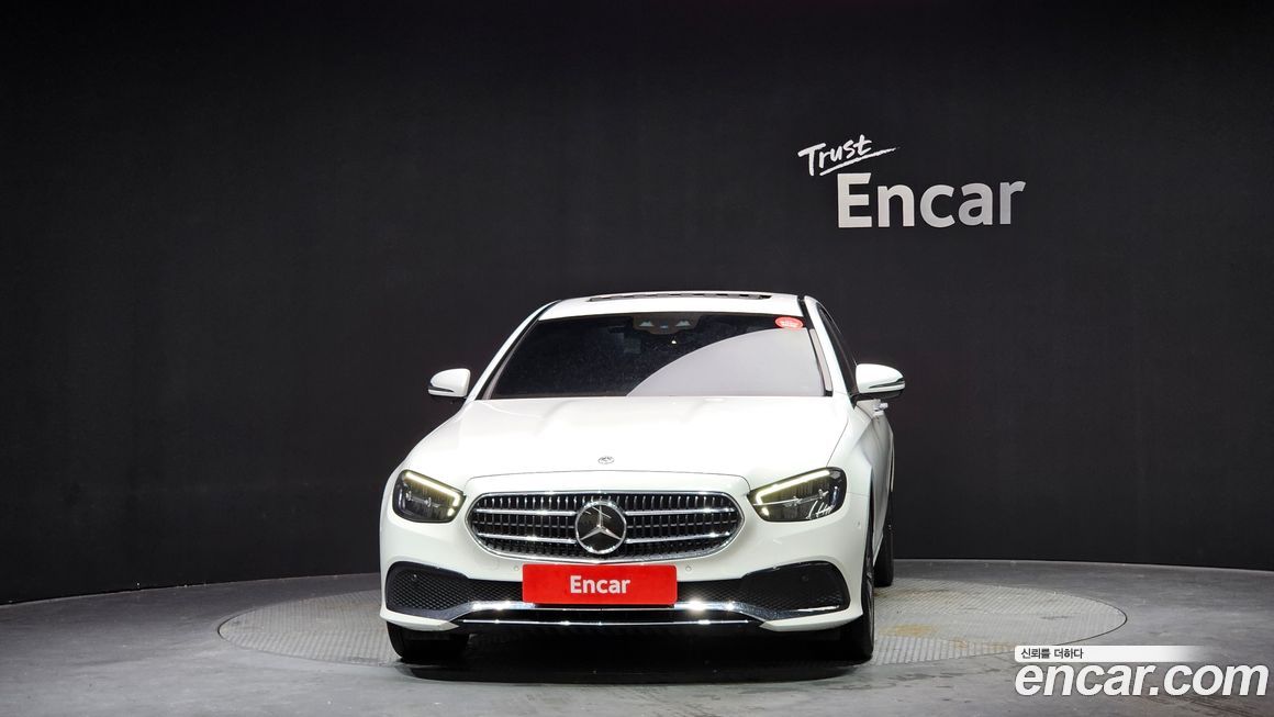 Mercedes-Benz E-Class 2021