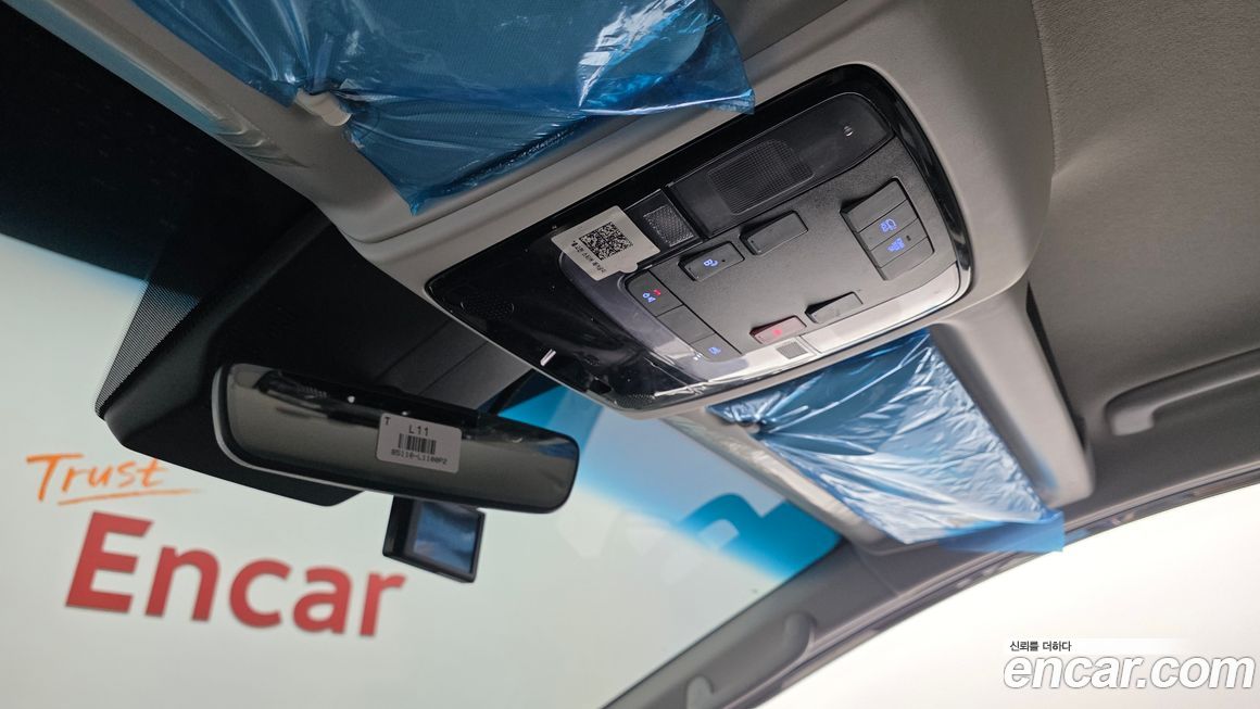Hyundai Staria 2025