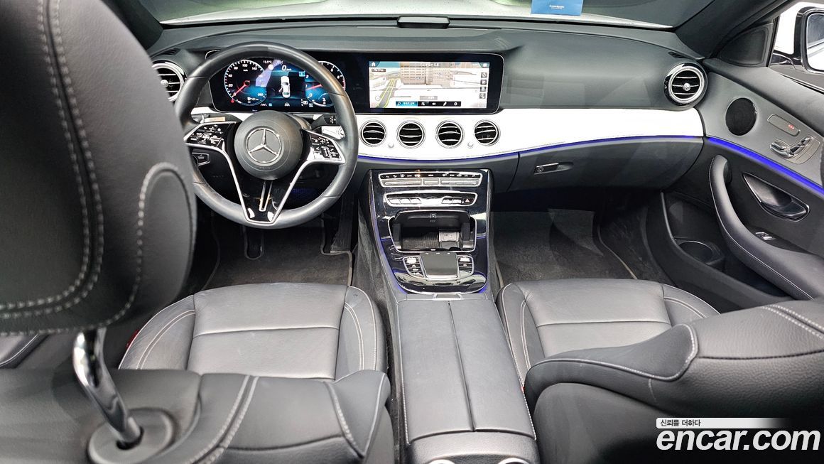 Mercedes-Benz E-Class 2021