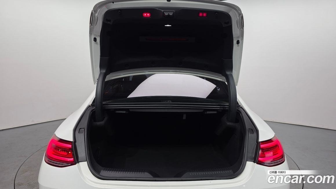 Mercedes-Benz CLS-Class 2019