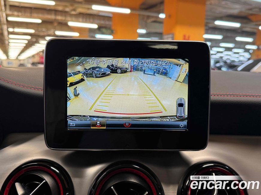 Mercedes-Benz GLA-Class 2019