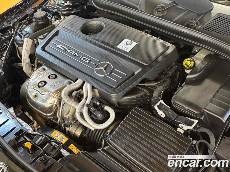 Mercedes-Benz GLA-Class 2019