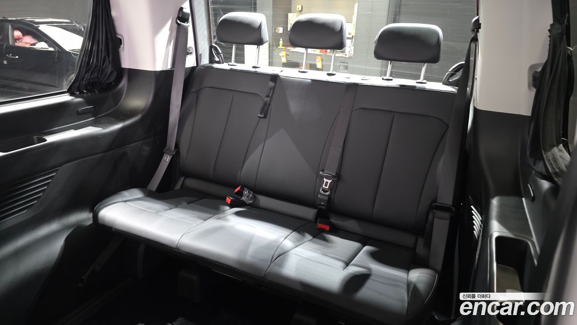 Hyundai Staria 2023