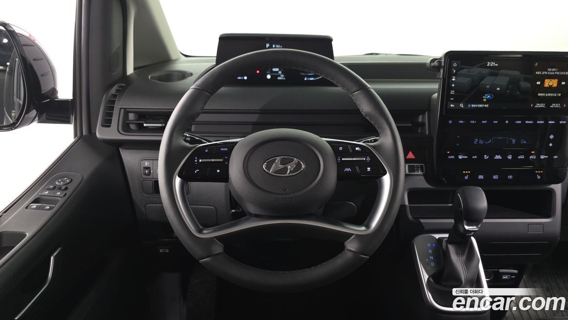 Hyundai Staria 2023