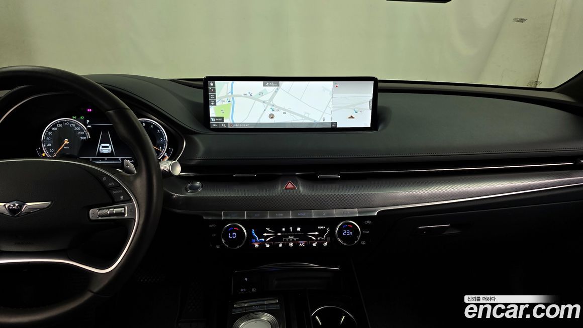 Genesis G80 2021