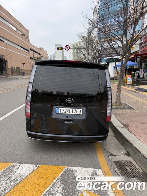 Hyundai Staria 2022