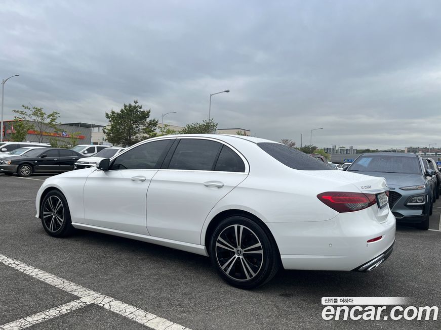Mercedes-Benz E-Class 2021