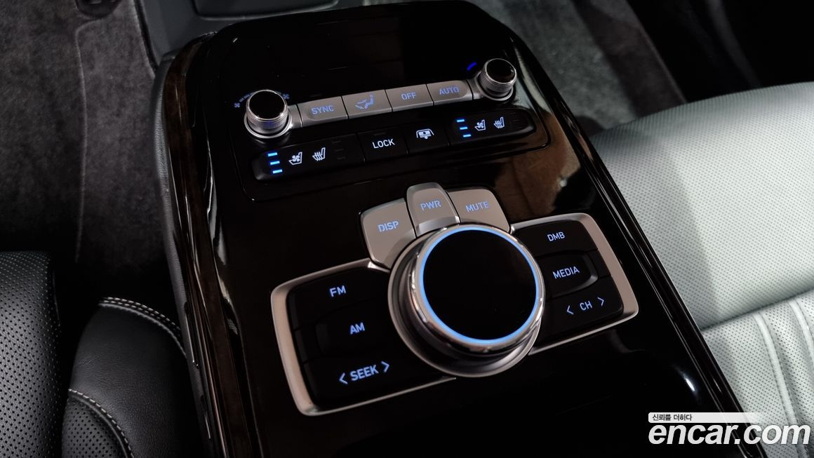 Genesis G90 2020