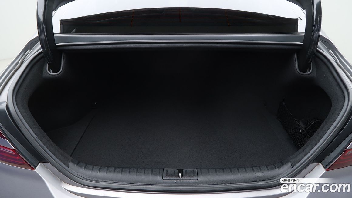 Genesis G70 2024