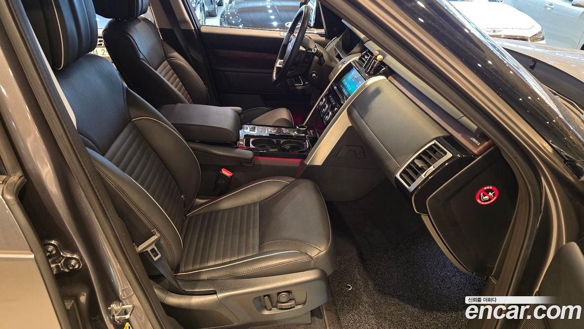 Land Rover Discovery 2018
