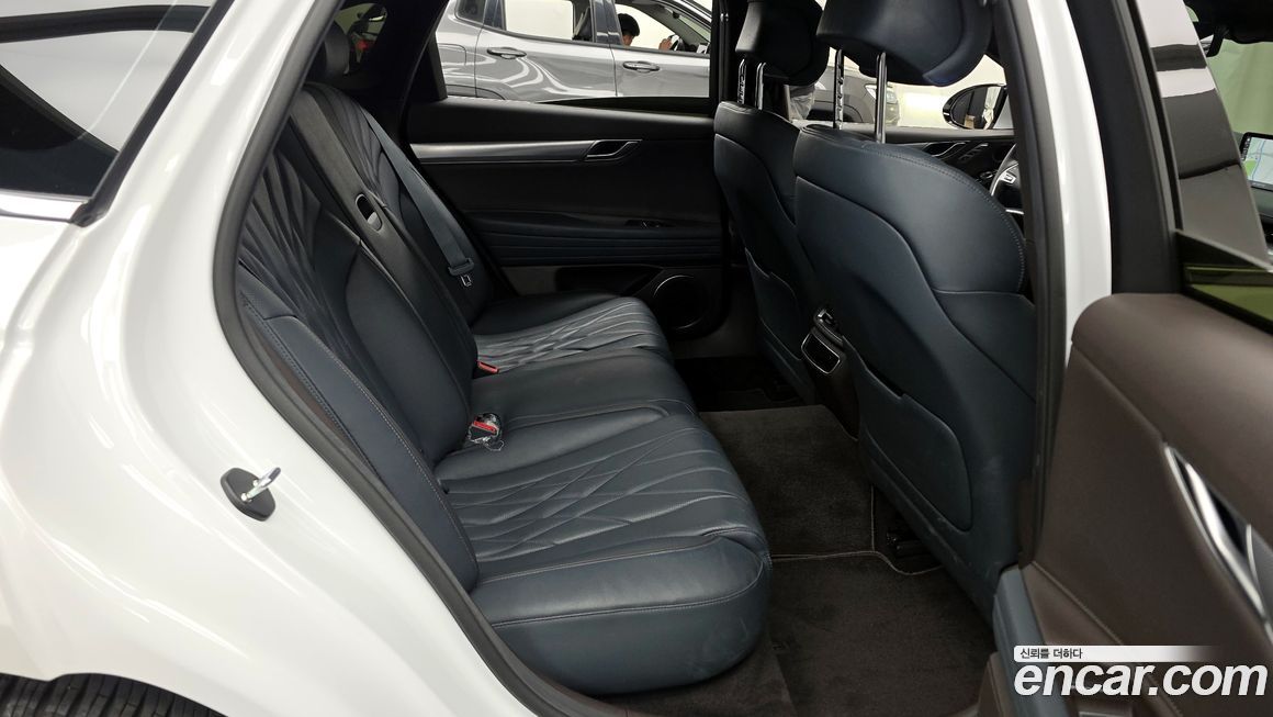 Genesis G80 2021