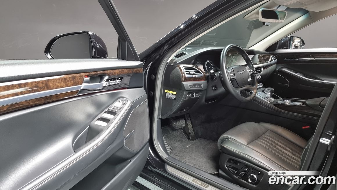 Genesis G90 2020
