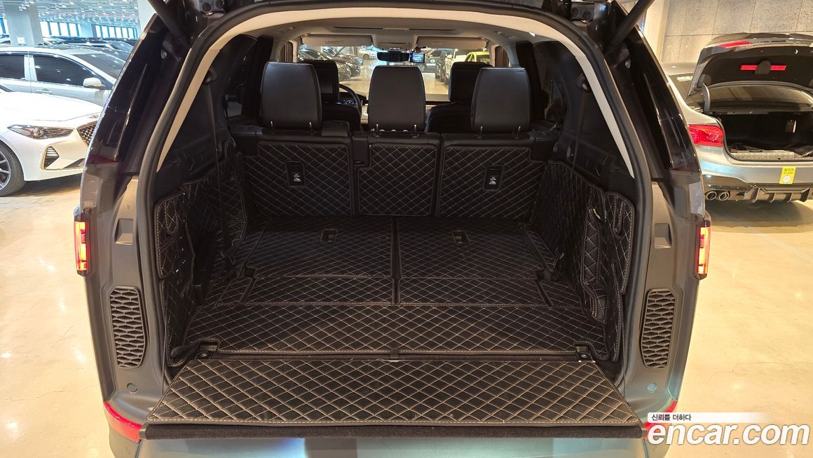 Land Rover Discovery 2018