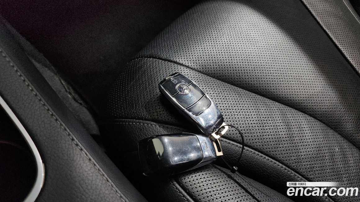 Mercedes-Benz S-Class 2019