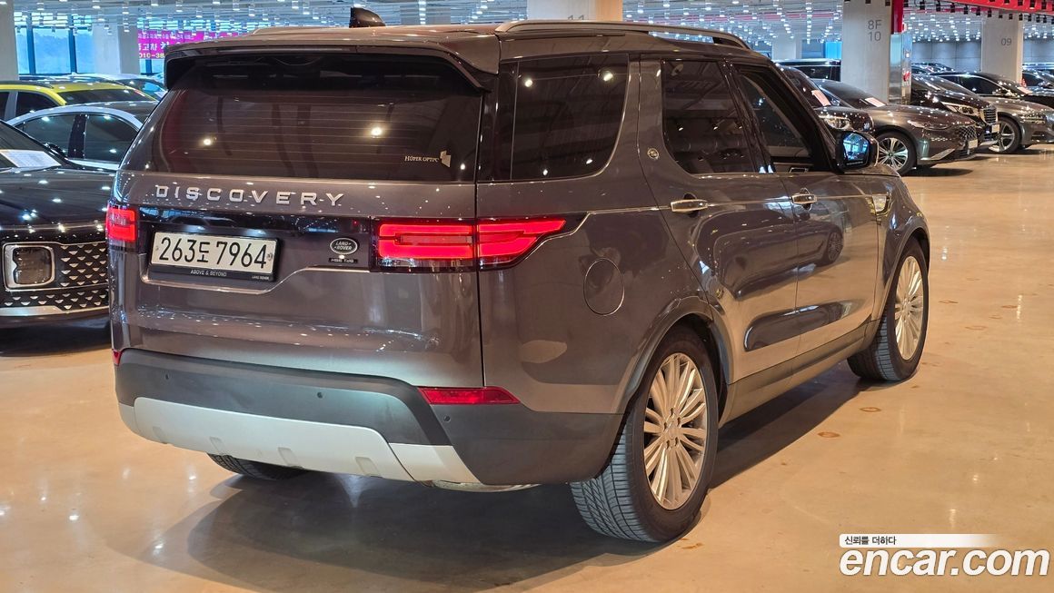 Land Rover Discovery 2018