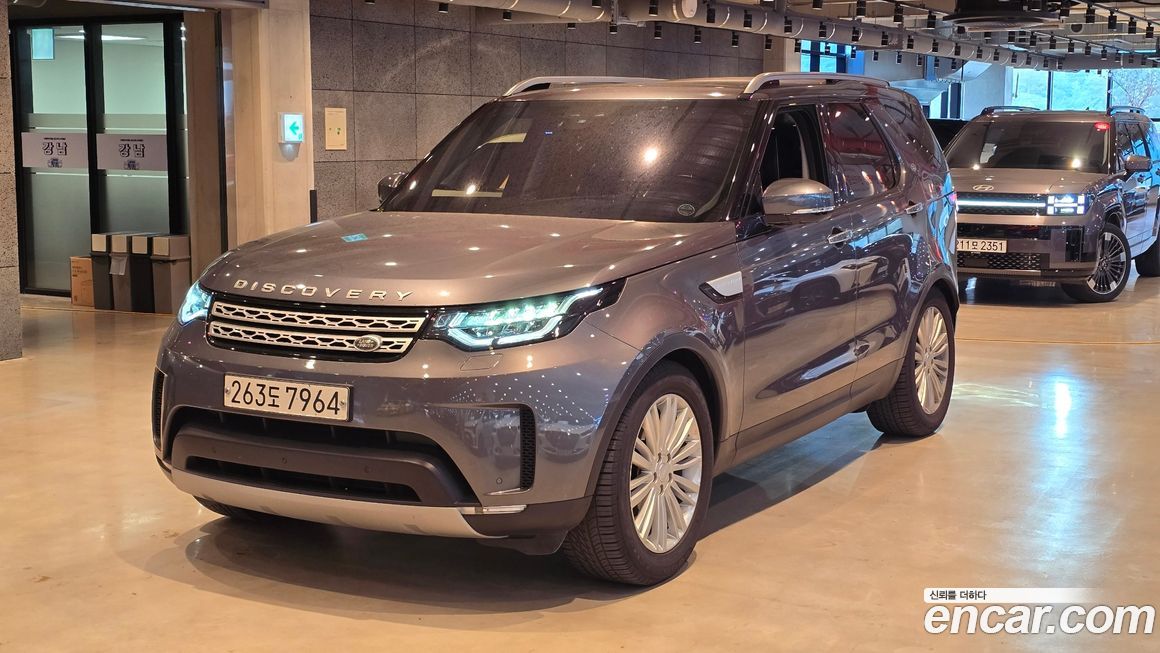 Land Rover Discovery 2018