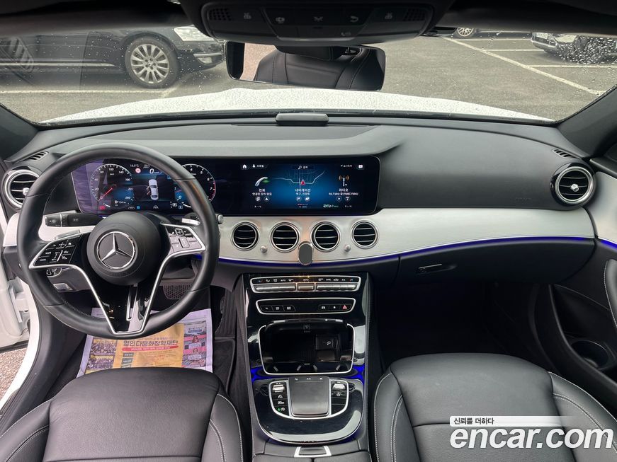Mercedes-Benz E-Class 2021