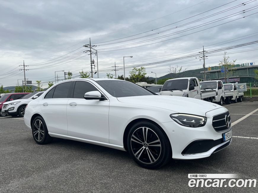 Mercedes-Benz E-Class 2021