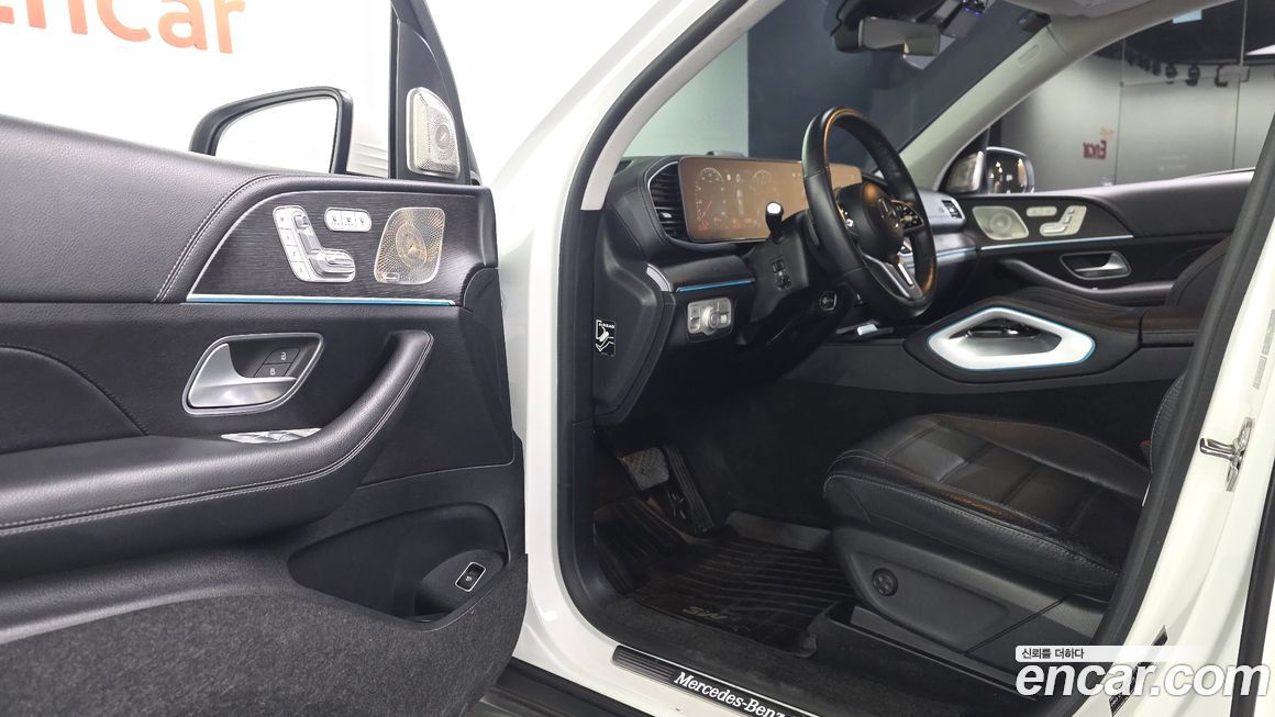 Mercedes-Benz GLE-Class 2023