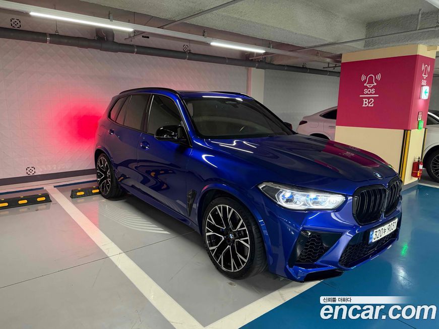 BMW X5M 2022