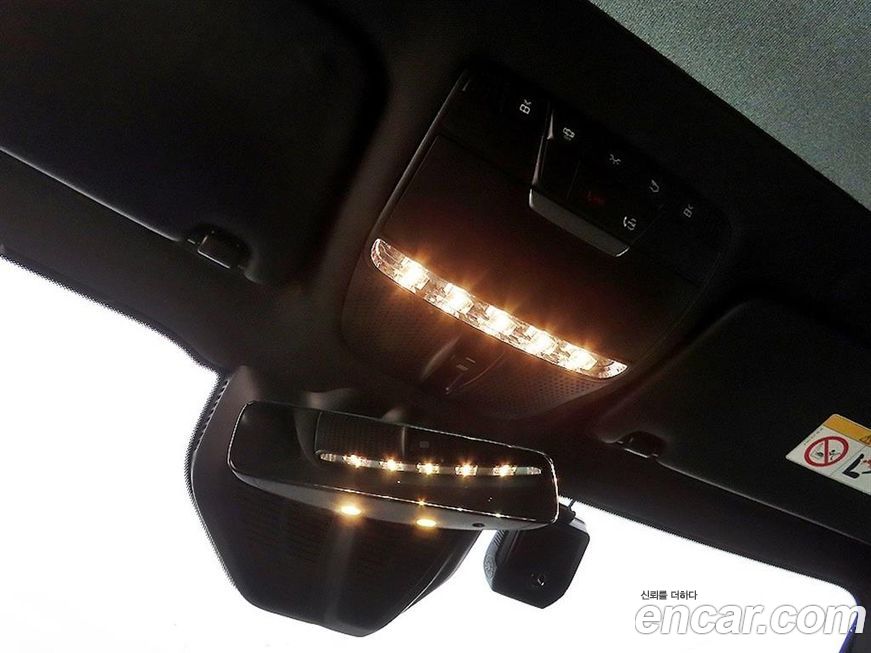 Mercedes-Benz GLC-Class 2021