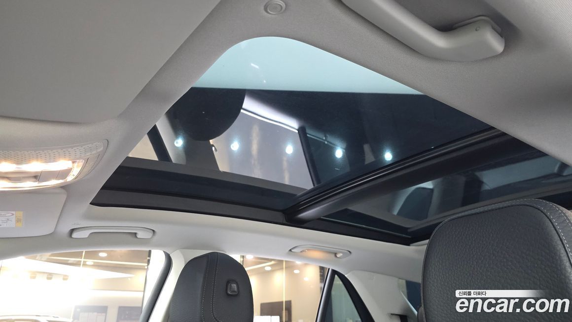 Mercedes-Benz GLE-Class 2023