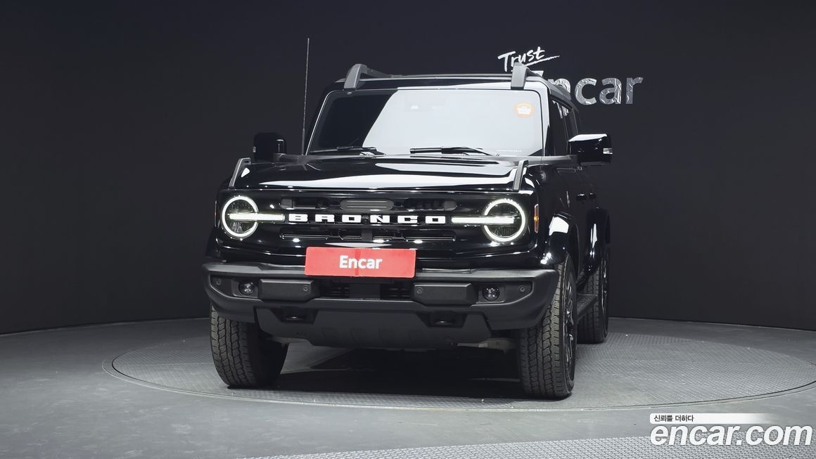 Ford Bronco 2023