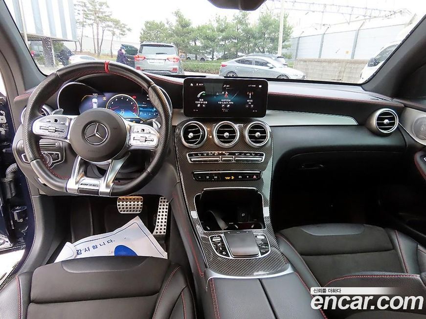 Mercedes-Benz GLC-Class 2021