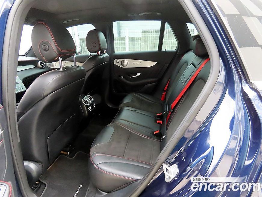 Mercedes-Benz GLC-Class 2021