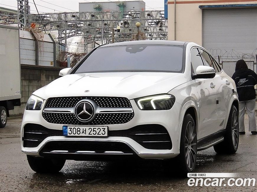 Mercedes-Benz GLE-Class 2023