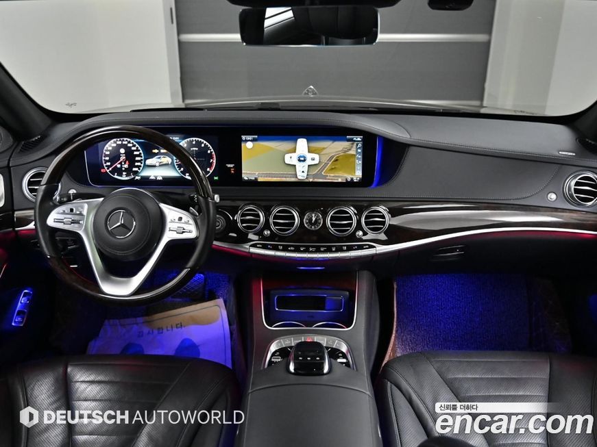 Mercedes-Benz S-Class 2020