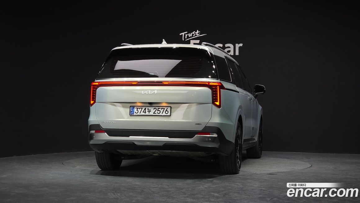 Kia Canival 2024