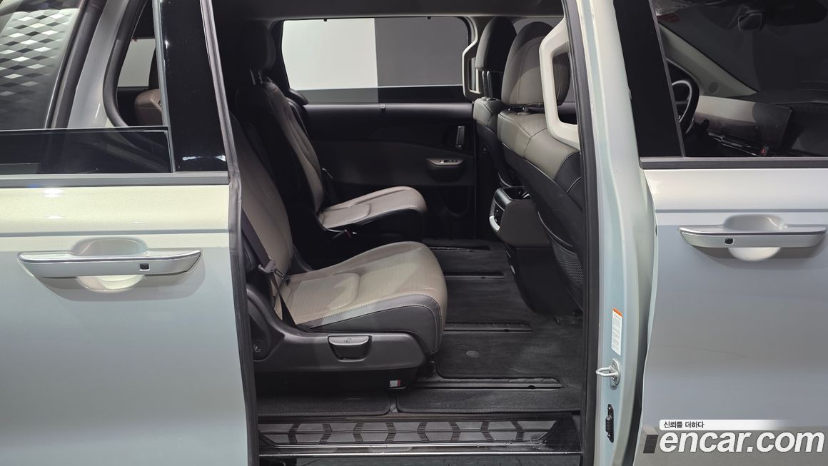Kia Canival 2024