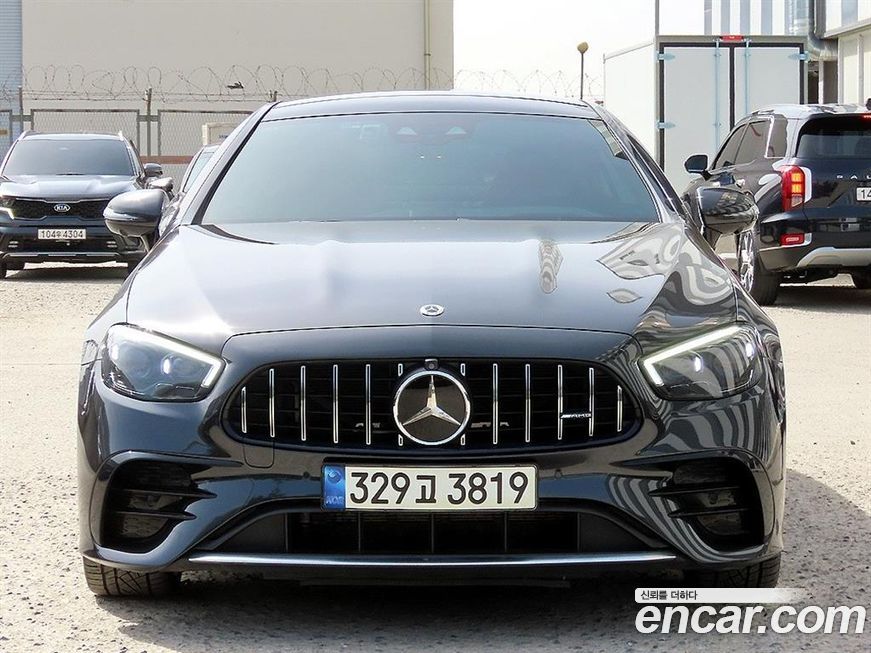 Mercedes-Benz E-Class 2021