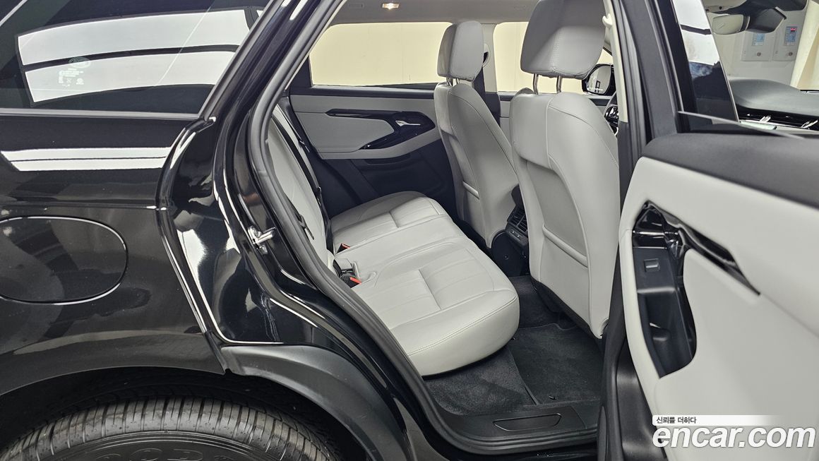 Land Rover Range Rover Evoque 2025