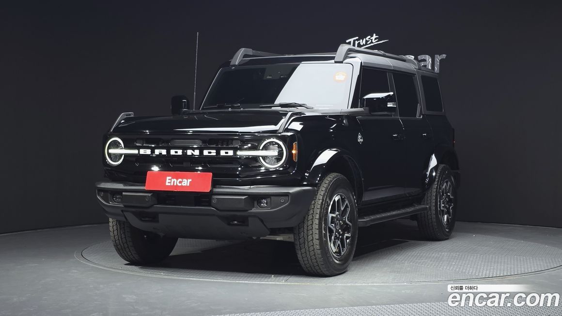 Ford Bronco 2023