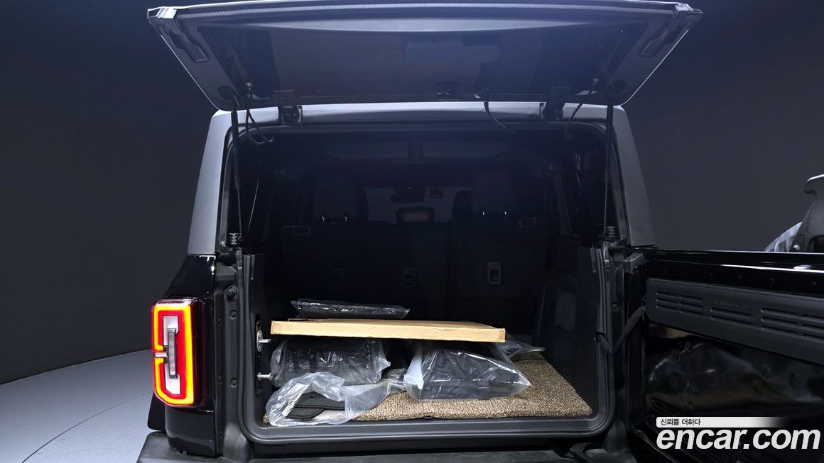 Ford Bronco 2023