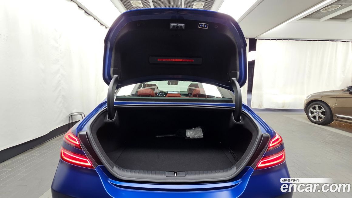 Genesis G70 2025