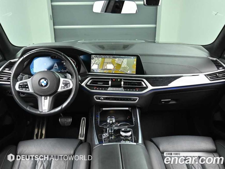 BMW X7 2021