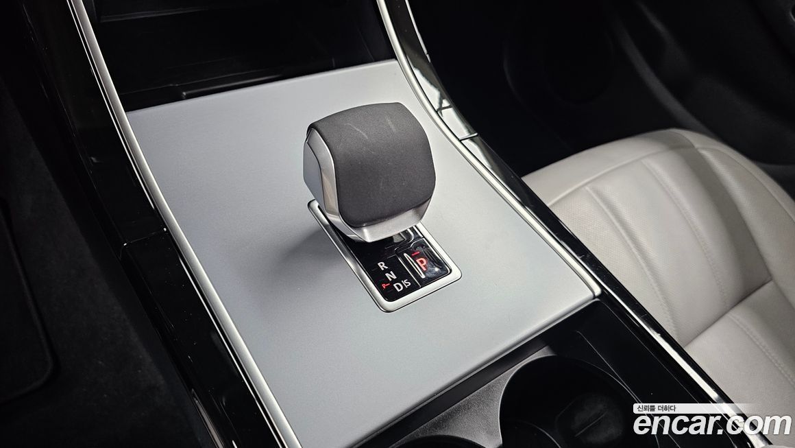 Land Rover Range Rover Evoque 2025